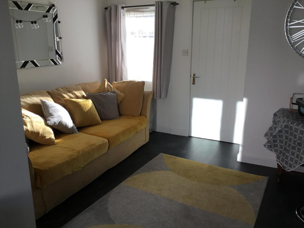 Appartement In The Heart Of Chichester Extérieur photo