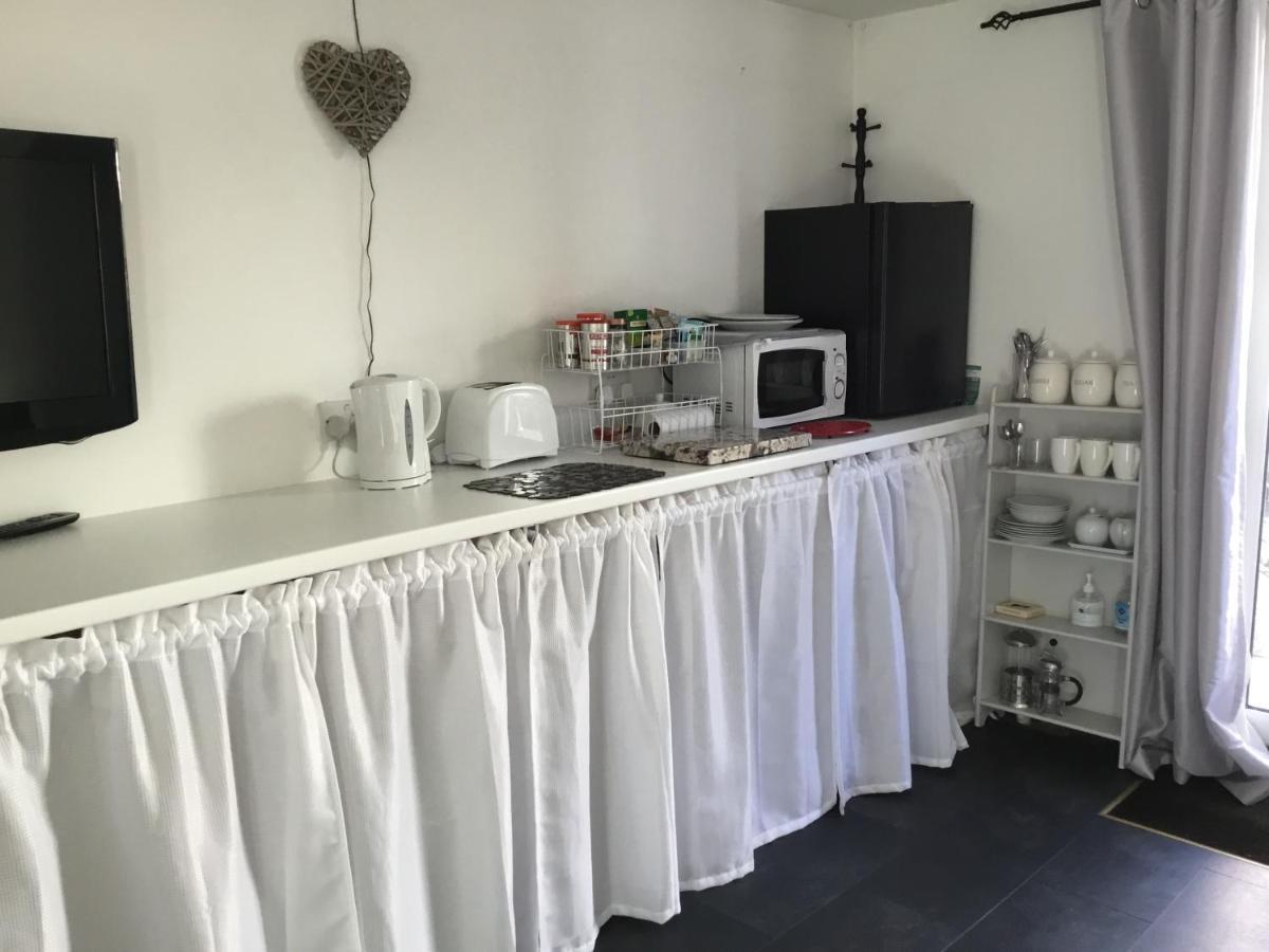 Appartement In The Heart Of Chichester Extérieur photo
